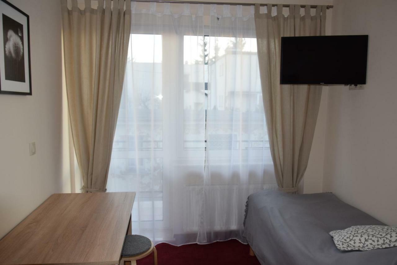 Botanik Hostel พอซนาน ภายนอก รูปภาพ