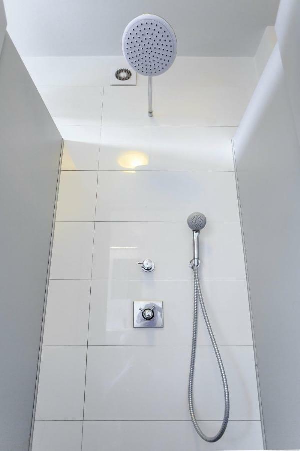 Botanik Hostel พอซนาน ภายนอก รูปภาพ